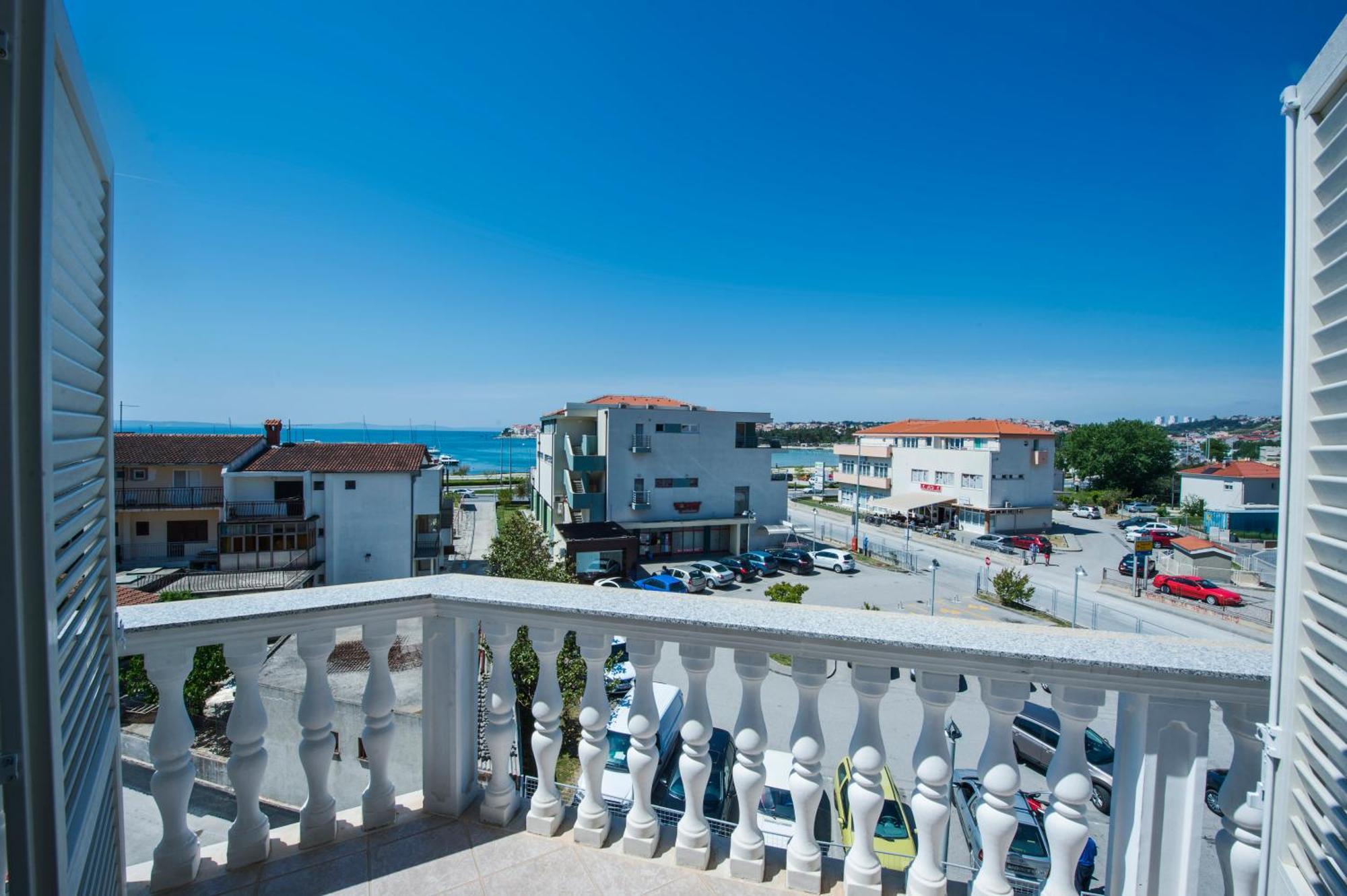 Apartments Nena Podstrana Luaran gambar