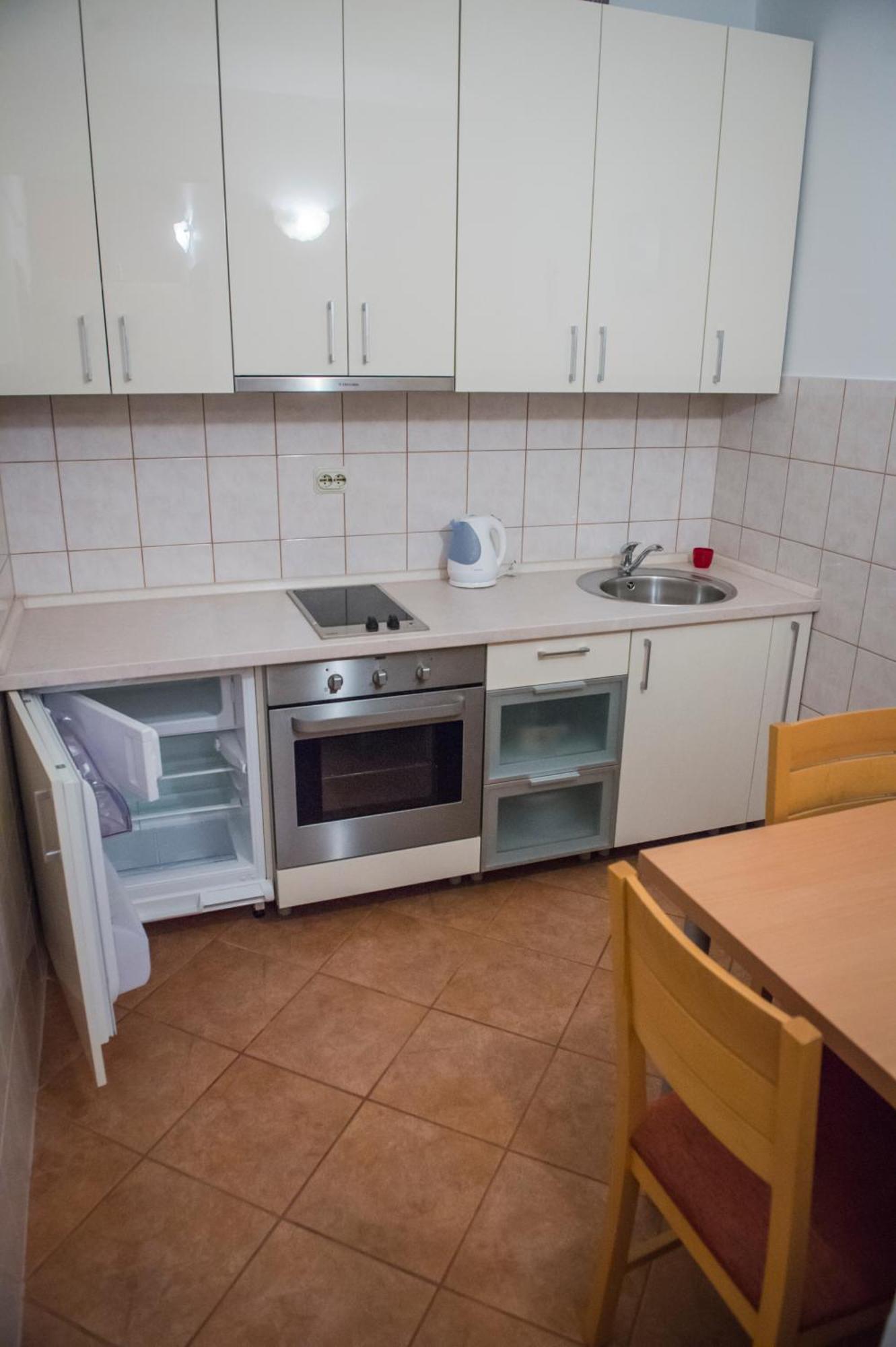 Apartments Nena Podstrana Luaran gambar