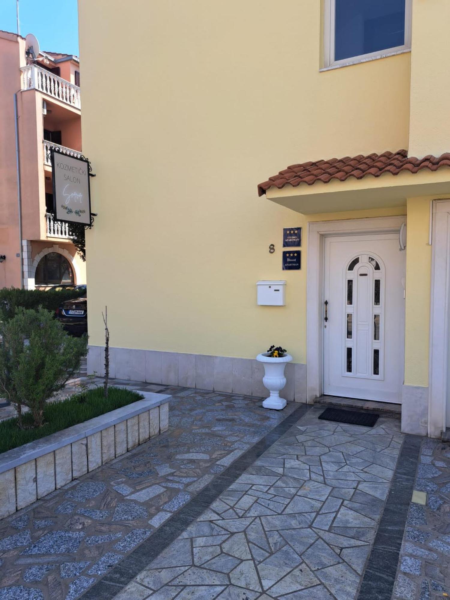 Apartments Nena Podstrana Luaran gambar