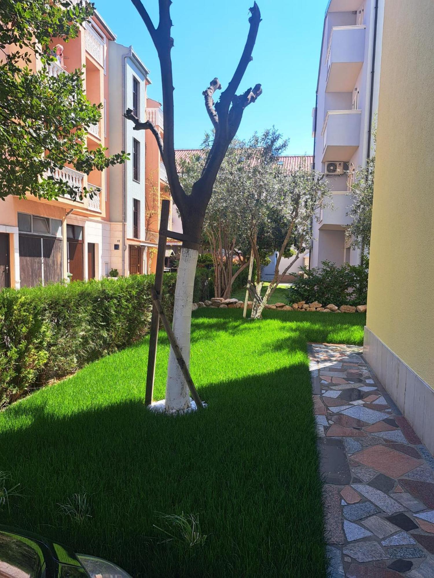 Apartments Nena Podstrana Luaran gambar