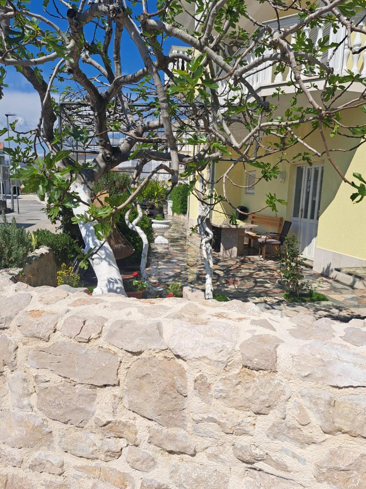 Apartments Nena Podstrana Luaran gambar