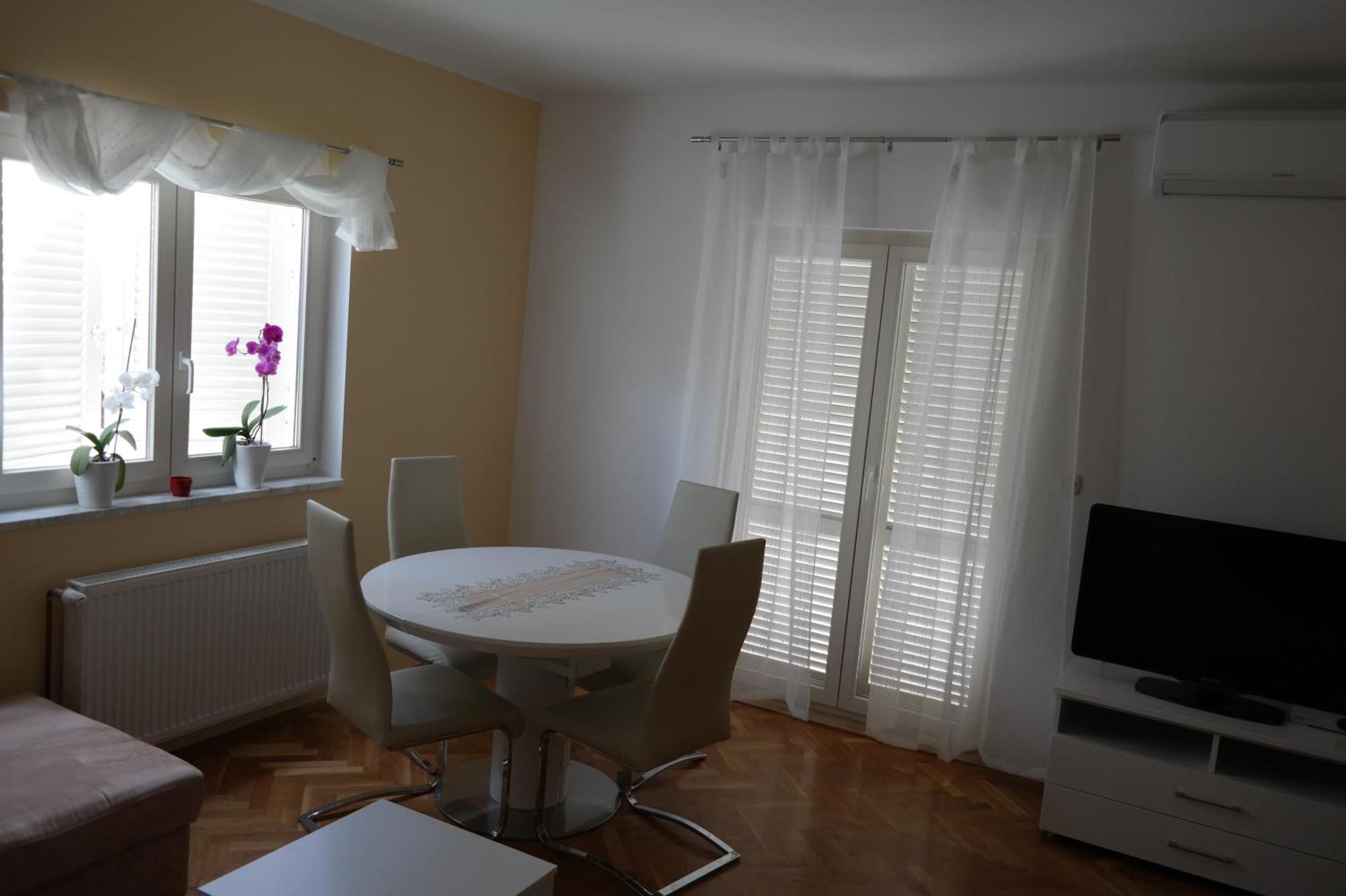 Apartments Nena Podstrana Luaran gambar